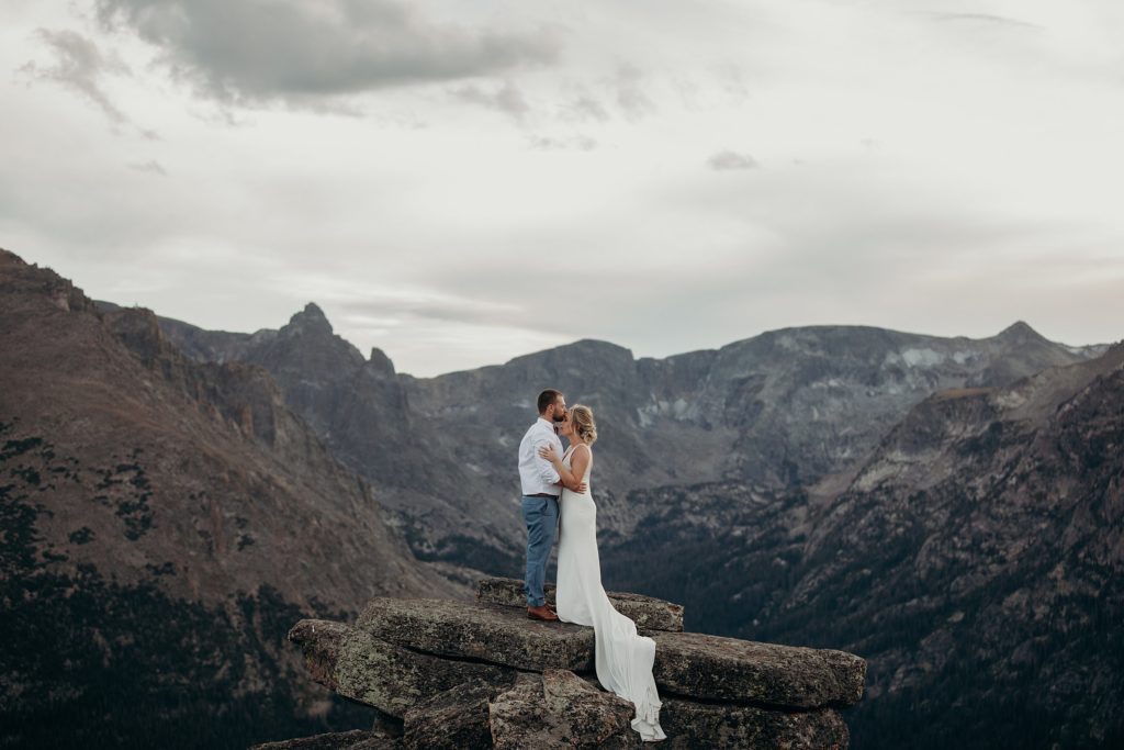 Why elope in Colorado