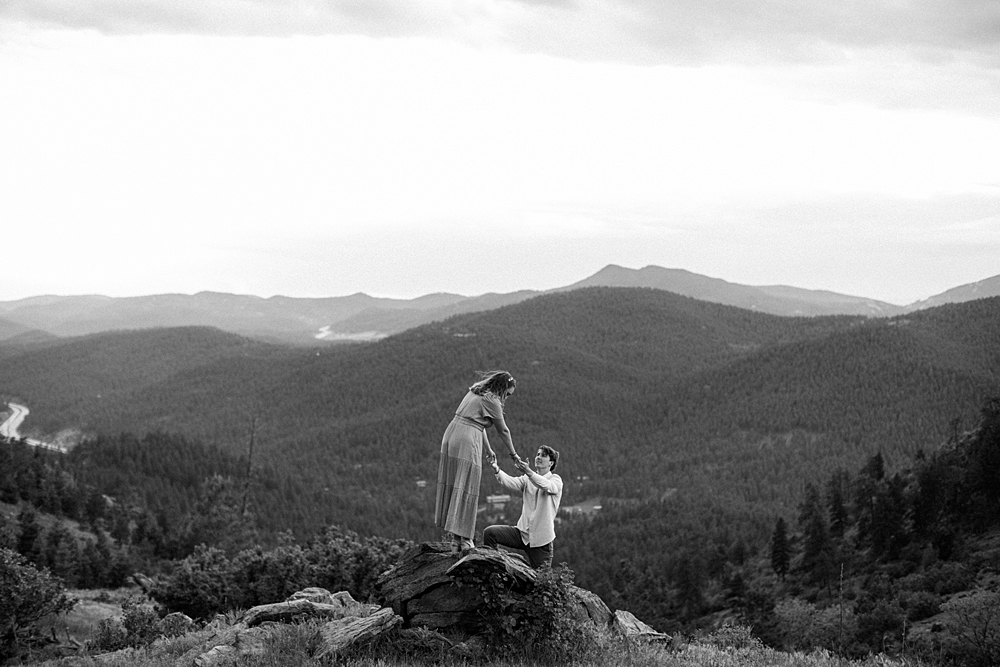 Colorado engagement photographer, colorado wedding photographer, denver engagement photographer, colorado mountain engagement session