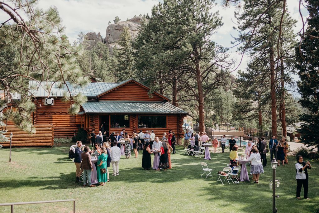 Black Canyon Inn wedding venue, The Homestead, Estes Park wedding venues, rustic wedding venues, wedding venues with a mountain view, Colorado wedding photographer