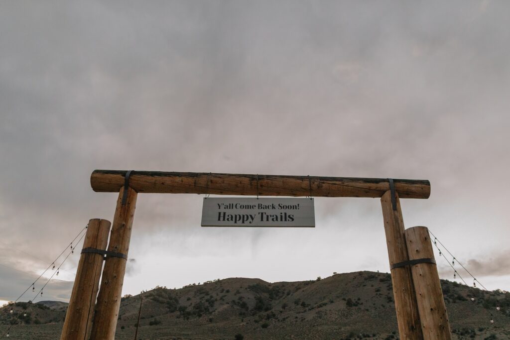 Vail rehearsal dinner, outdoor rehearsal, fun welcome party, vail wedding photographer, 4 eagle ranch