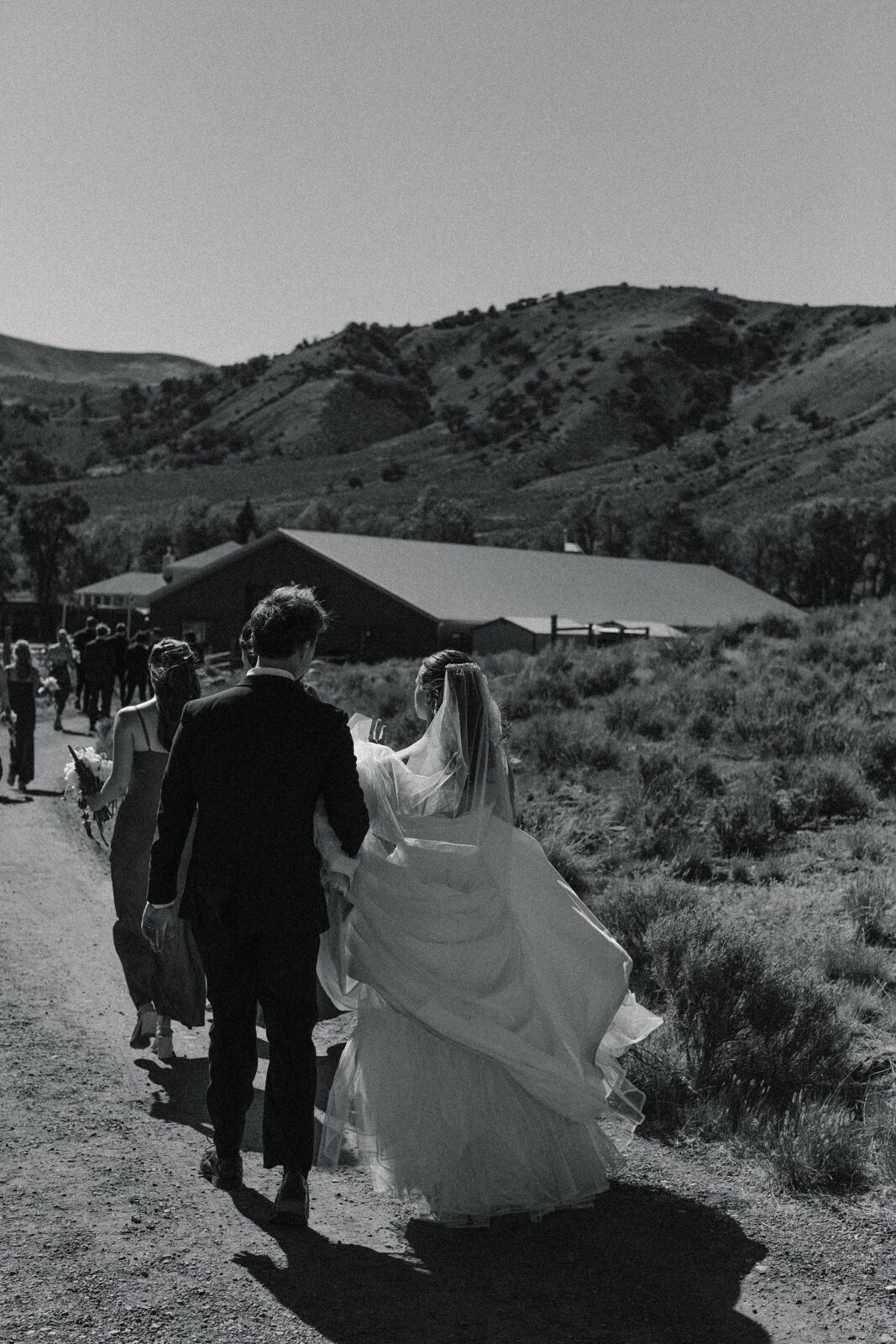 Summer wedding at 4 Eagle Ranch by Colorado wedding photographer, Leah Goetzel Photography, candid wedding photography inspiration