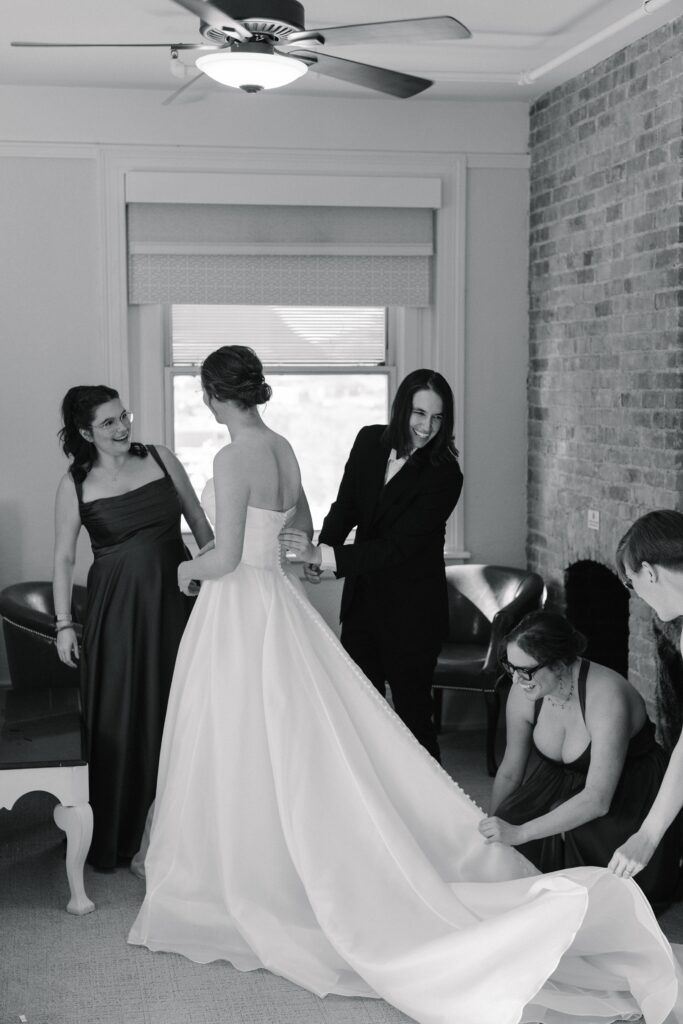 Winter wedding at Hotel Colorado, winter wedding, hotel wedding venue, Glenwood Springs wedding photographer, classy wedding venues, strapless wedding dress, editorial wedding photos, Colorado wedding photographer, Leah Goetzel Photography